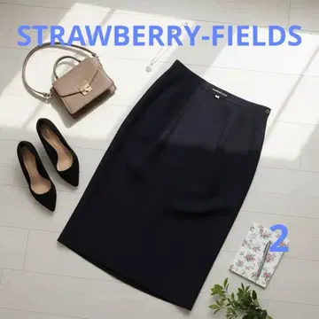 STRAWBERRY FIELDS 스트로베리 필드 타이트 스커트 네이비