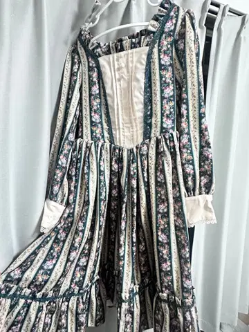 axes femme kawaii 스트라이프 로즈 패턴 원피스