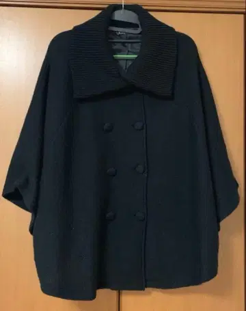 케이프 스타일 자켓