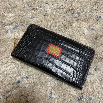 코코 럭스 골드 장지갑 로고 플레이트 가죽 블랙 악어 엠보싱