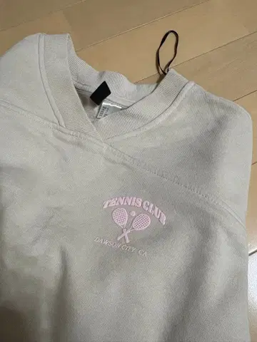 미사용 H&M 테니스 클럽 맨투맨 트레이닝복 에이치앤엠