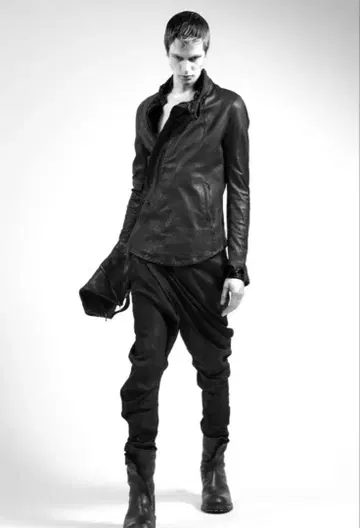 00s julius 코팅 드레이프 스키니 데님