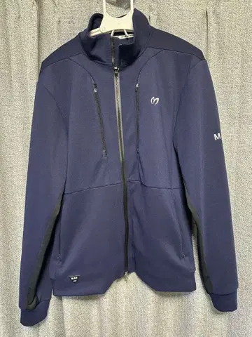 MASTER BUNNY EDITION 네이비 자켓 새상품급 사이즈 5