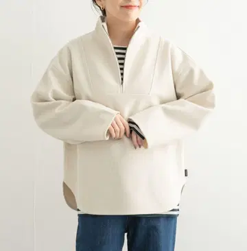 어반 리서치 도어스 하프 지퍼 풀오버 아이보리 긴팔