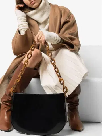 By Far 바이퍼 체인 숄더백 베이지 가죽