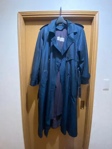 레인보우 네이비 트렌치코트