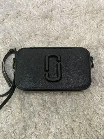 마크 제이콥스 블랙 숄더백