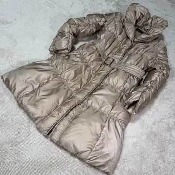 23구 다운 자켓 사이즈 38 벨트 포함 샴페인 골드