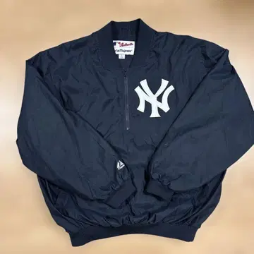 Majestic New York Yankees Nylon Pullover