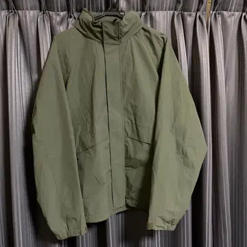 유니클로 윈드프루프 스탠드 블루종