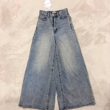 미사용 새상품 CLANE 와이드 데님 블루