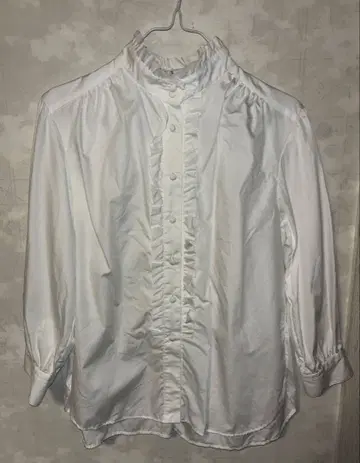 LA MARINE FRANCAISE 프릴 달린 스탠드 칼라 블라우스