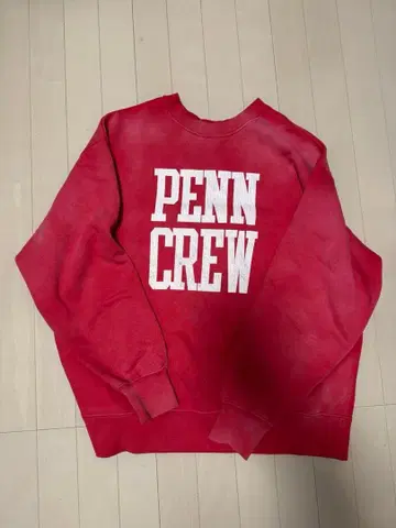 짧은 기장 맨투맨 와인 레드 beams