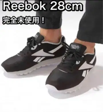 완전 미사용 택 포함 박스 포함 베이플로우 리복 콜라보 블랙 28cm