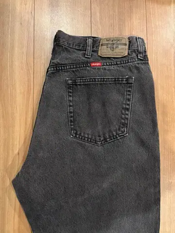 랭글러 976 W40 블랙 데님 블랙 8716