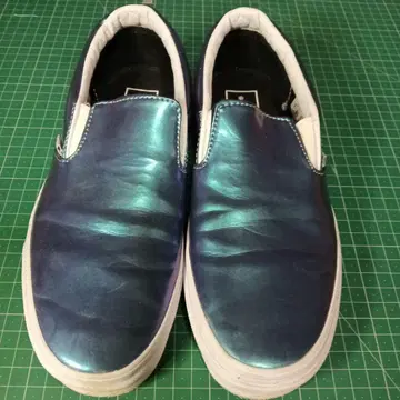VANS 메탈릭 블루 슬립온