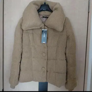 택 포함 미사용 새상품 잉그 충전솜 코트 코트