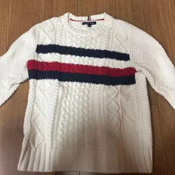 TOMMY HILFIGER 니트