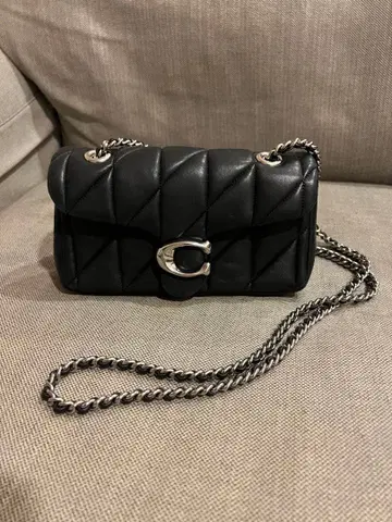 블랙 퀼팅 숄더백