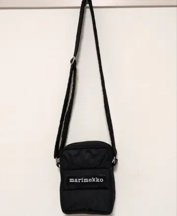 마리메꼬 숄더 블랙