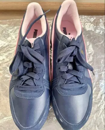 [새상품] Puma 스니커즈 네이비 핑크 25.0cm