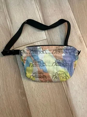 하이테일 디자인즈 퍼니 팩