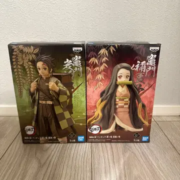 귀멸의 칼날 탄지로 네즈코 피규어 세피아 컬러 세트