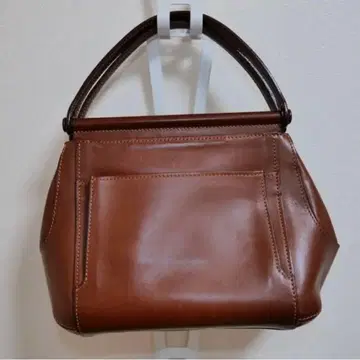 [ 미사용 ] metier koji 이타가키 브라운 가죽 핸드백