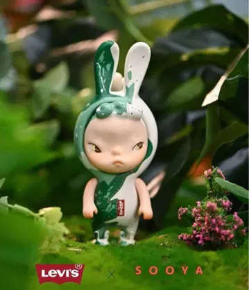 SooyaStudio x Levi's Ban 피규어