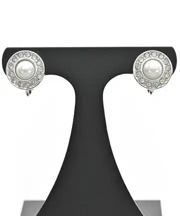 Christian Dior 귀걸이 귀찌 여성용