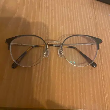 JINS 안경 가시광선 조광 렌즈