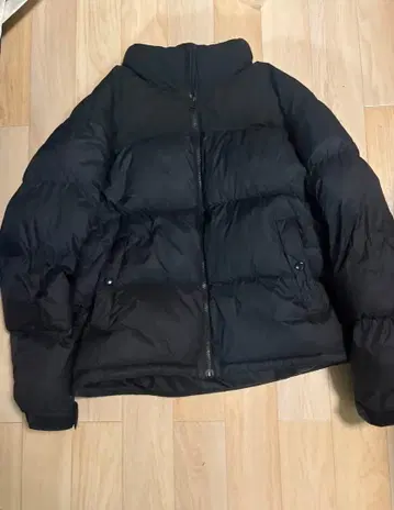블랙 다운 자켓 GU