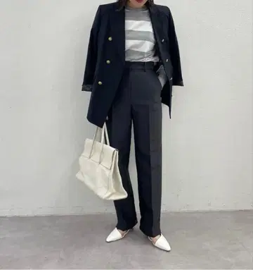 24SS Whim Gazette 윔 가젯 센터 프레스 팬츠 그레이