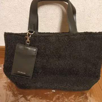 MURUA 블랙 퍼 토트백