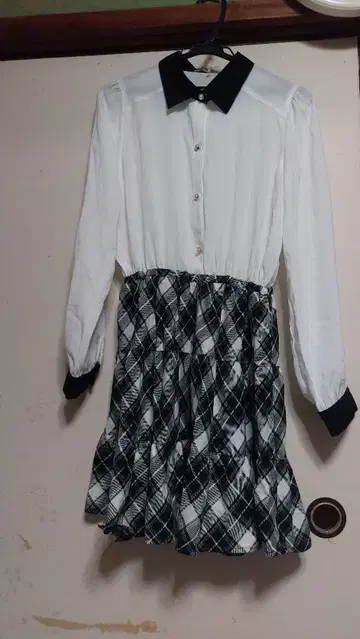 포멀 원피스 화이트 블랙 체크