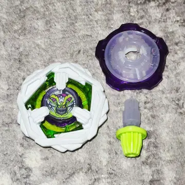 미사용 베이블레이드X 사무라이 스틸 메탈 코트 화이트 한정판