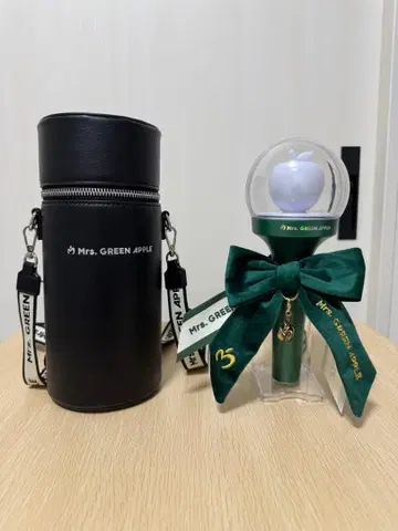 Mrs. GREEN APPLE 공식 응원봉 / 응원봉 백 / 리본