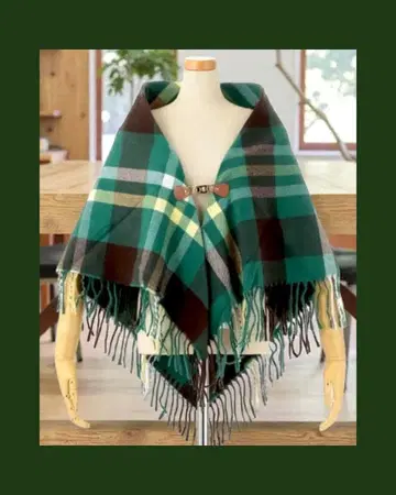 체크 무늬 삼각형 판초 금장 장식 그린