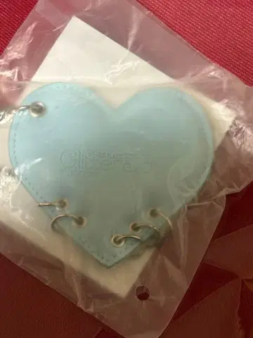 ILLIT GLITTER DAY IN JAPAN 키링