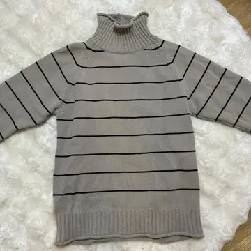 CALL&RESPONSE 터틀넥 니트 그레이지