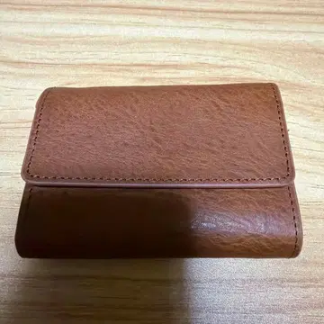 Boosters 3단 폴더형 지갑 미네르바 박스 색상: 코냑