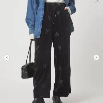 새상품 green label relaxing 벨로아 자수 팬츠