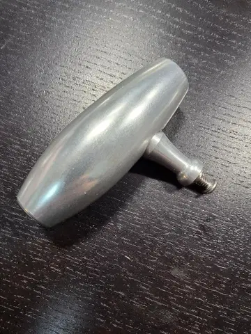 어큐레이트 배럴 노브