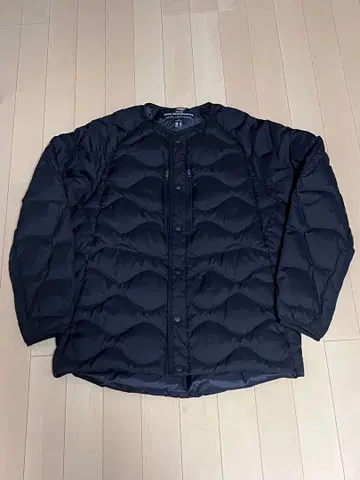 [ 새상품급 ] 유니클로 화이트 마운티니어링 S 블랙