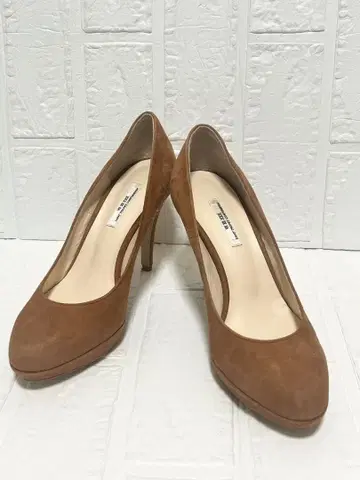 세븐투엘브서티 스웨이드 펌프스