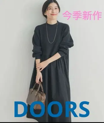 어반 리서치 도어즈 니트 도킹 원피스 이번 시즌 신상 블랙