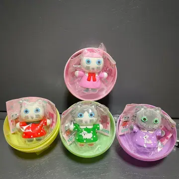 Yumi Kitagishi 하얀 고양이들 피규어 컬렉션 4세트