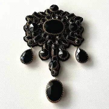 DRIES VAN NOTEN 드리스반노튼 비쥬 브로치