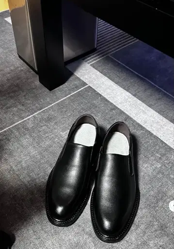 블랙 가죽 슬립온 비즈니스 슈즈