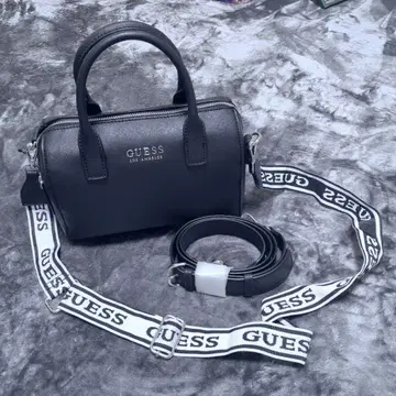[ 미사용 새상품 ] Guess 미니 보스턴 백 블랙 2WAY
